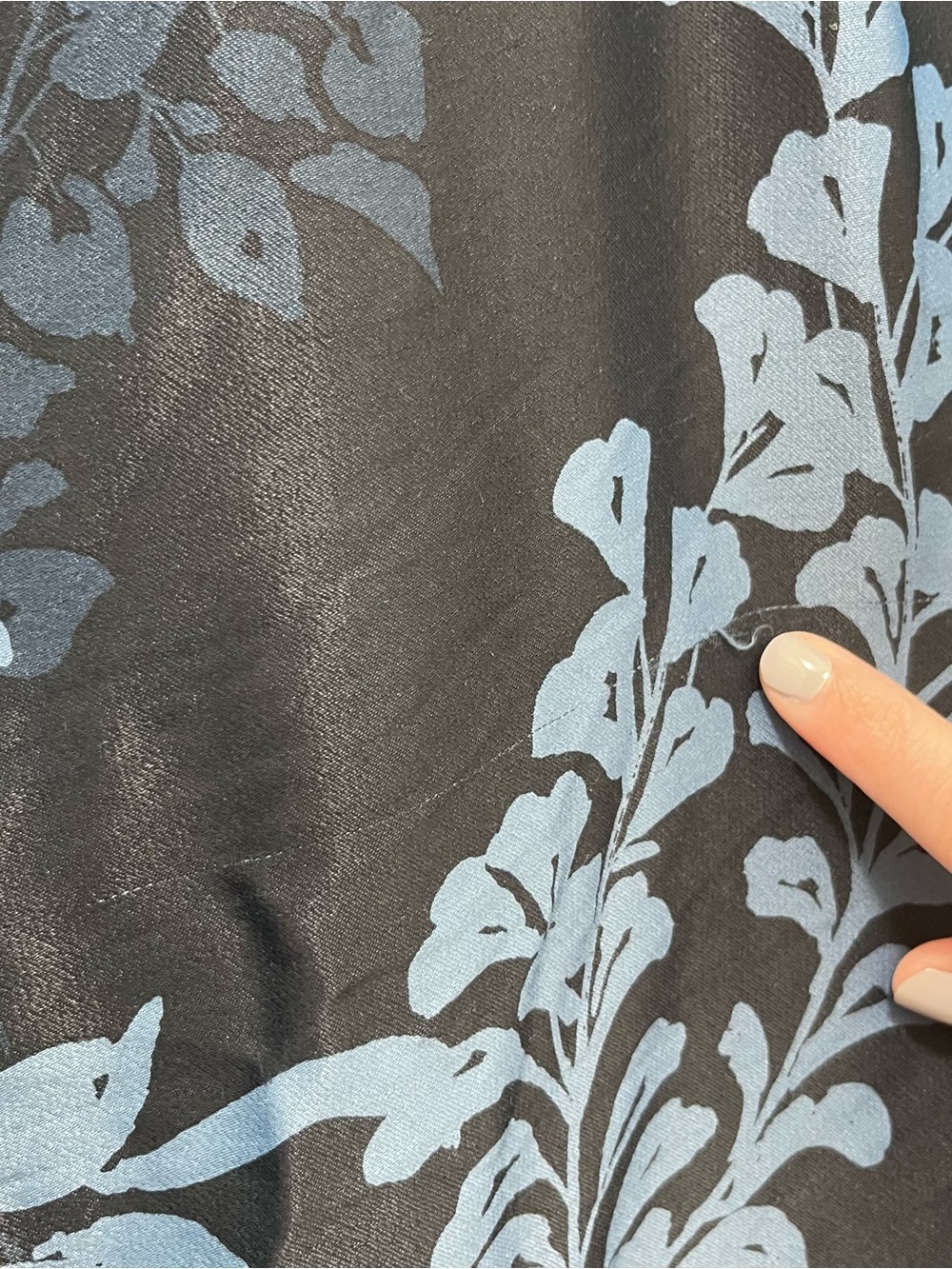 Anthropologie Silky High Rise Wide Leg Pants Floral Print Pockets Navy Size 10 - Picture 13 of 13